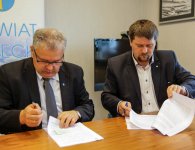 Umowy na dofinansowania zakupu samochodów dla osób niepełnosprawnych
