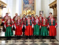 XII Powiatowy Przegląd Zespołów Chóralnych na Świętym Krzyżu