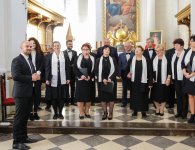 XII Powiatowy Przegląd Zespołów Chóralnych na Świętym Krzyżu