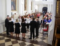 XII Powiatowy Przegląd Zespołów Chóralnych na Świętym Krzyżu