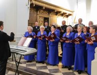 XII Powiatowy Przegląd Zespołów Chóralnych na Świętym Krzyżu