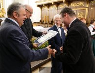 XII Powiatowy Przegląd Zespołów Chóralnych na Świętym Krzyżu