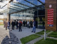 Ćwiczenia przeciwpożarowe w budynku kieleckiego starostwa