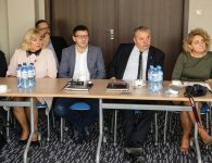Spotkanie w sprawie projektu o pieczy zastępczej