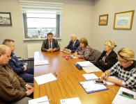 Spotkanie w  sprawie porzuconych odpadów zwierzęcych w gminie Morawica