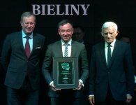 Najlepiej zarządzane gminy z powiatu kieleckiego nagrodzone