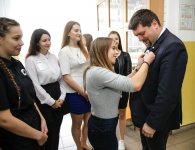 Powiatowy Zespół Szkół w Chęcinach włączył się w Kampanię Białej Wstążki.