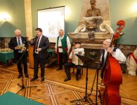 Spotkanie świąteczne Starosty i Zarządu Powiatu w Kielcach z Zespołami Artystycznymi z Powiatu Kieleckiego