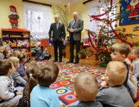 Przedszkole we Wzdole Rządowym odwiedził członek Zarządu Józef Szczepańczyk