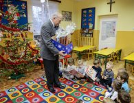 Przedszkole we Wzdole Rządowym odwiedził członek Zarządu Józef Szczepańczyk