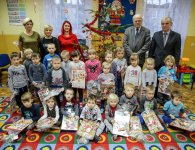 Przedszkole we Wzdole Rządowym odwiedził członek Zarządu Józef Szczepańczyk