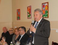 Nowy samochód do przewozu osób niepełnosprawnych w Sędku 