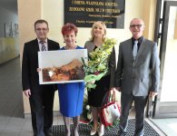 Nadanie imienia i sztandaru dla Zespołu Szkół nr 2 w Chęcinach