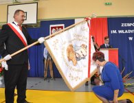 Nadanie imienia i sztandaru dla Zespołu Szkół nr 2 w Chęcinach