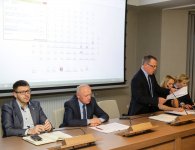 Sesja Rady Powiatu i posiedzenie komisji