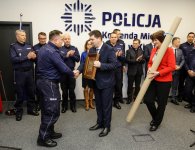 Kieleccy policjanci w nowoczesnej siedzibie