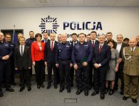 Kieleccy policjanci w nowoczesnej siedzibie
