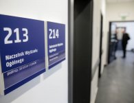 Kieleccy policjanci w nowoczesnej siedzibie