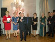 Poloneza czas zacząć - bale studniówkowe w Chmielniku i Łopusznie. 