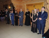 Studniówki w Chęcinach i Bodzentynie.