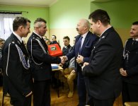 OSP w Sędziejowicach z nowym defibrylatorem automatycznym