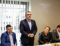 Podpisanie umowy na realizację inwestycji drogowych w gminach Górno i Daleszyce