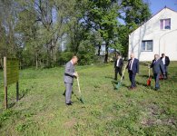 Podpisano umowę na budowę budynku administracyjnego w Domu Pomocy Społecznej w Łagiewnikach