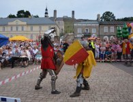 Piknik historyczny w Chęcinach