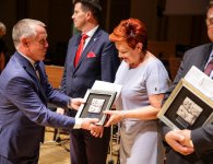 Uroczysta gala 20-lecia Powiatu Kieleckiego w Filharmonii Świętokrzyskiej