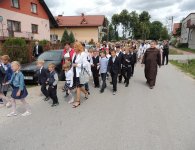 Wmurowanie kamienia węgielnego pod budowę nowej szkoły w Piotrkowicach w gminie Chmielnik.