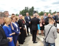 Wmurowanie kamienia węgielnego pod budowę nowej szkoły w Piotrkowicach w gminie Chmielnik.