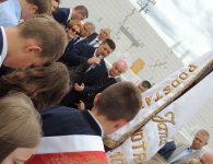 Wmurowanie kamienia węgielnego pod budowę nowej szkoły w Piotrkowicach w gminie Chmielnik.