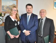 Jubileusze pracy zawodowej obchodzili Włodzimierz Kamiński i Iwona Chrabąszcz.
