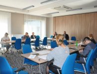 Komisja Edukacji, Kultury, Sportu, Turystyki i Promocji Powiatu oraz Komisja Zdrowia, Rodziny i Spraw Społecznych.