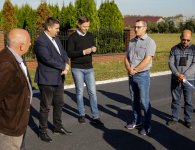 Z nową nawierzchnią asfaltową w Ujnach