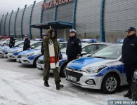 Przekazanie samochodów i narada Policji