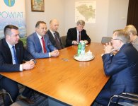 Podpisanie umowy w sprawie drogi w miejscowości Tumlin-Osowa