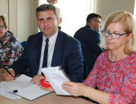 Centrum Usług - podpisanie umów