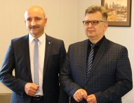 Kolejne umowy na drogi podpisane