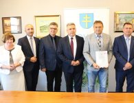Kolejne umowy na drogi podpisane