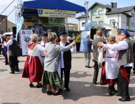 Powiatowy Konkurs na Najsmaczniejszą Potrawe oraz Powiatowy Przegląd Kapel Ludowych.
