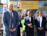 Powiatowy Konkurs na Najsmaczniejszą Potrawe oraz Powiatowy Przegląd Kapel Ludowych.