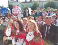 Wieniec powiatu na podium