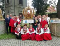 Wieniec powiatu na podium