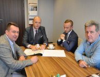 Wójtowie walczą o drogi