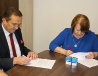 Podpisanie umówy  o dofinansowanie z zakresu kształcenia zawodowego