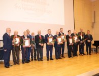 Zasłużeni dla regionu otrzymali odznakę honorową województwa świętokrzyskiego
