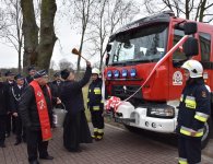 Nowoczesny samochód dla druhów