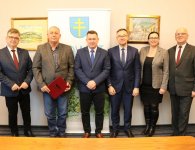 Podpisanie umów z gmina Bieliny