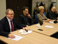 Obradowały komisje – Samorządu, Rozwoju Gospodarczego i Przeciwdziałania Bezrobociu oraz Edukacji, Kultury, Sportu, Turystyki i Promocji Powiatu. 